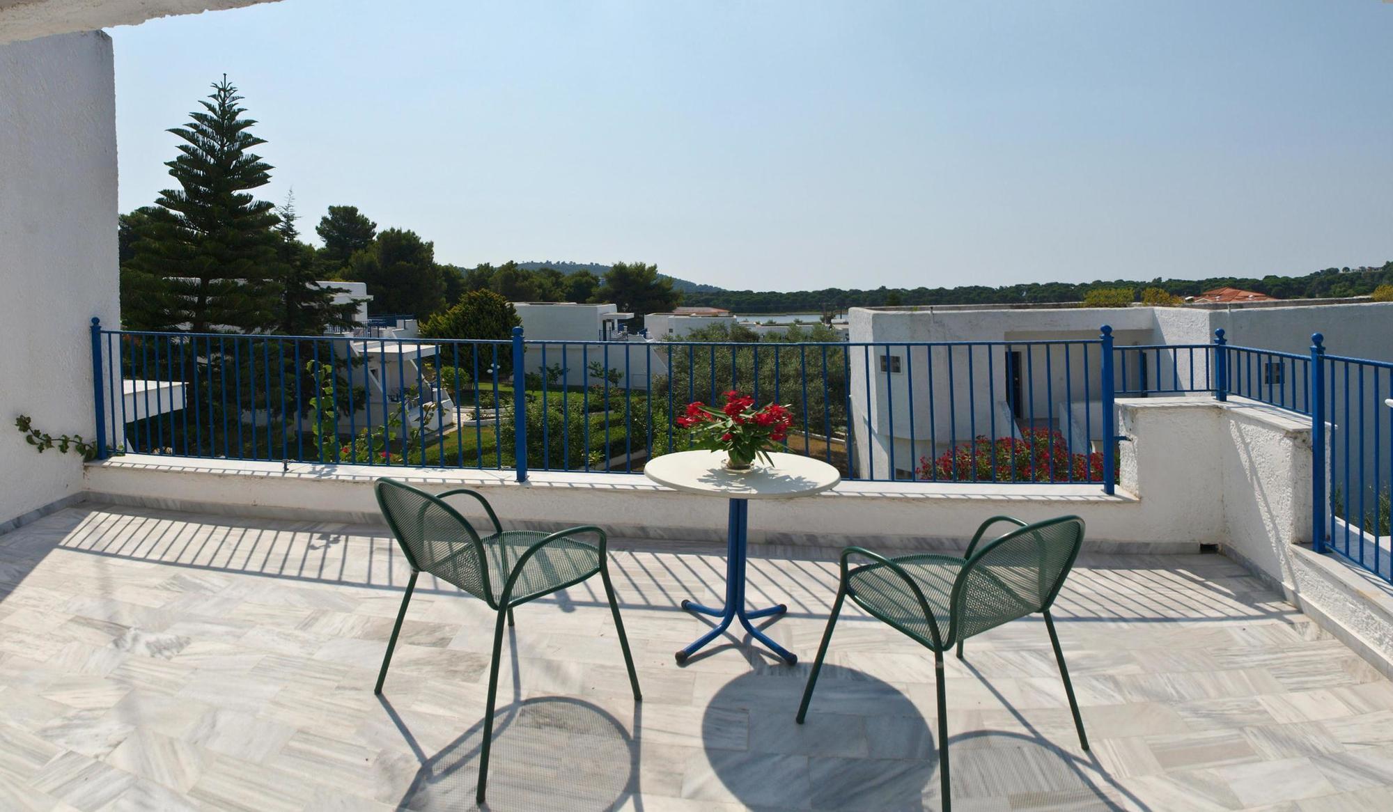 Muses Hotel Koukounaries Exterior photo